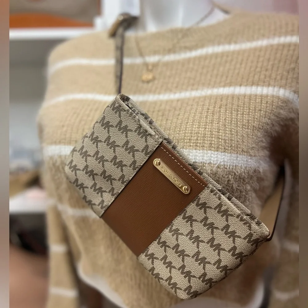 💟 Michael Kors Crossbody | Belt Bag | NWOT - Picture 1 of 9